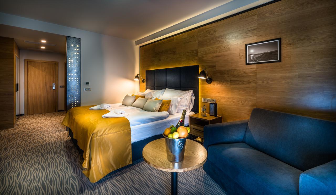 Hotel Galeria Thermal Bešeňová المظهر الخارجي الصورة